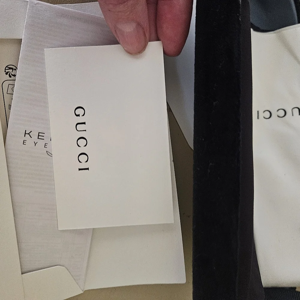 Gucci Sunglasses Case - Picture 4 of 5